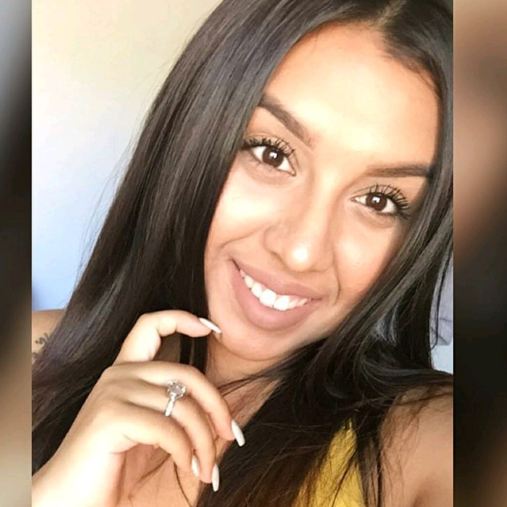 Meet your Posher, Kasandra